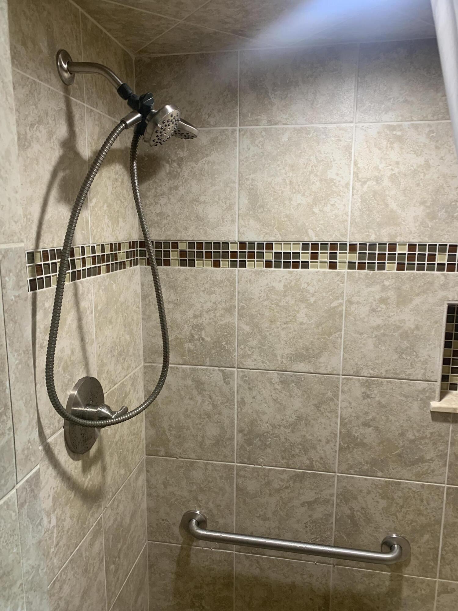 4775 Old Baileyton Road Greeneville, TN 37745 - Photo 20 of 31 IMG-3855