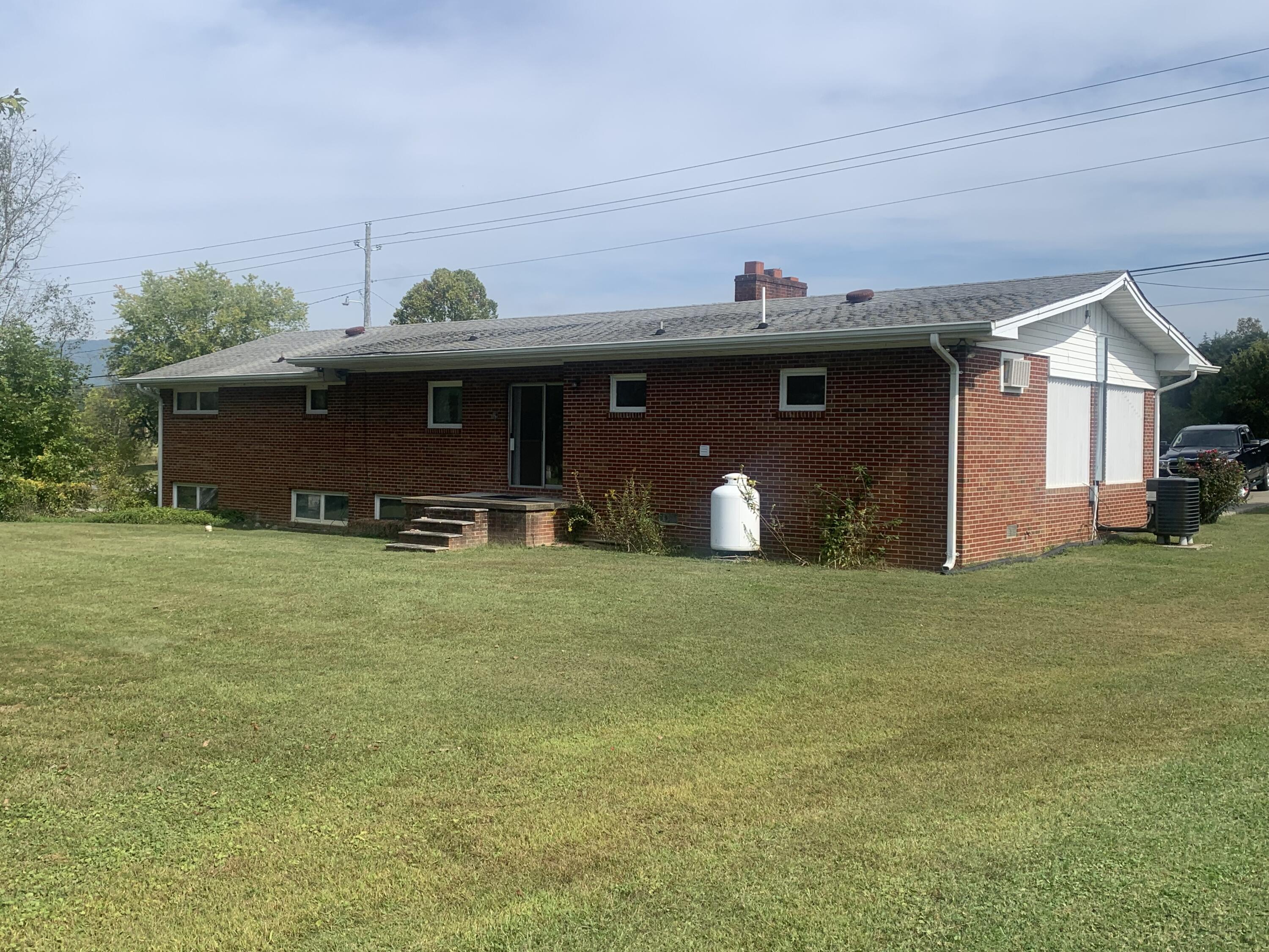 4775 Old Baileyton Road Greeneville, TN 37745 - Photo 4 of 31 IMG-3890