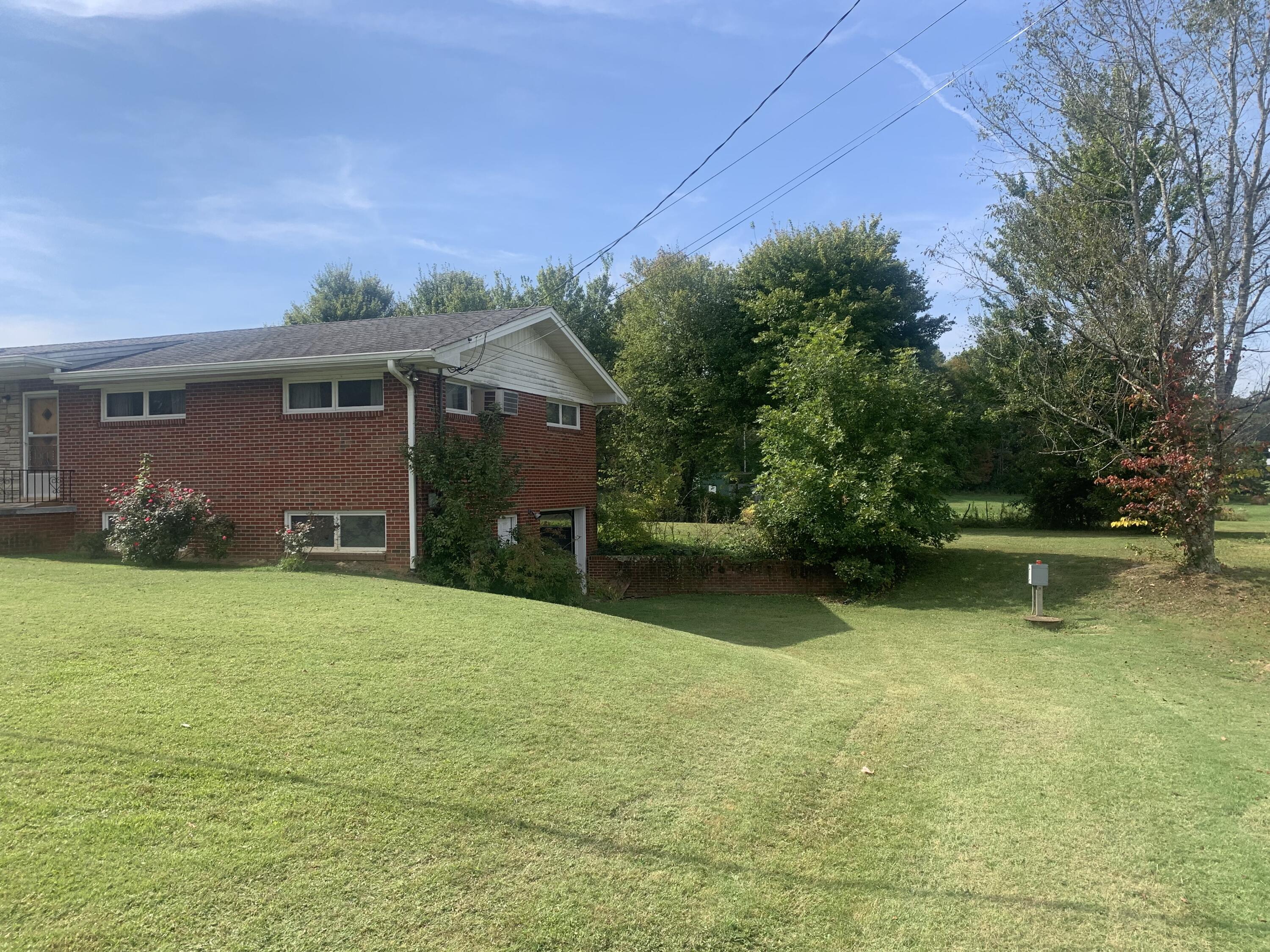 4775 Old Baileyton Road Greeneville, TN 37745 - Photo 6 of 31 IMG-3887