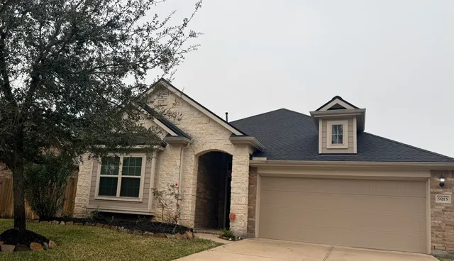 $2,490 | 9215 Running Eagle Falls, Tomball, TX 77375