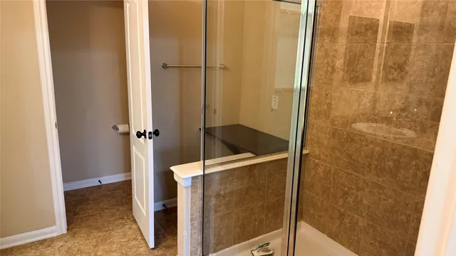 $2,490 | 9215 Running Eagle Falls, Tomball, TX 77375