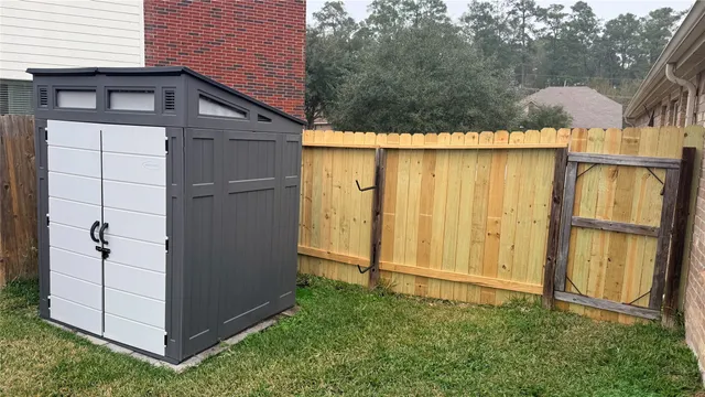 $2,490 | 9215 Running Eagle Falls, Tomball, TX 77375