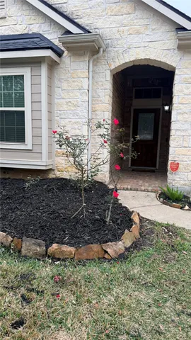 $2,490 | 9215 Running Eagle Falls, Tomball, TX 77375