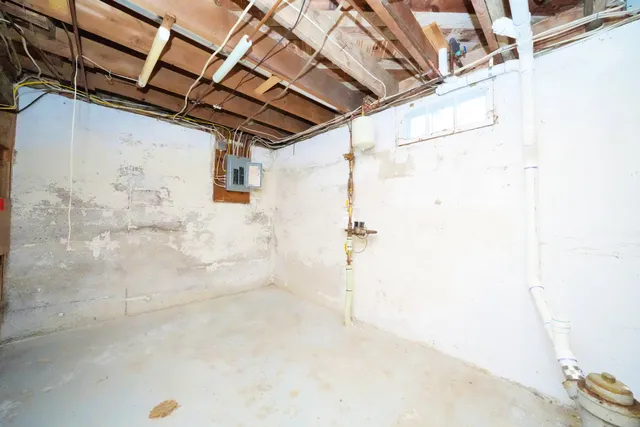 $285,000 | 13 Westbrook Terrace, Hampden, ME 04444