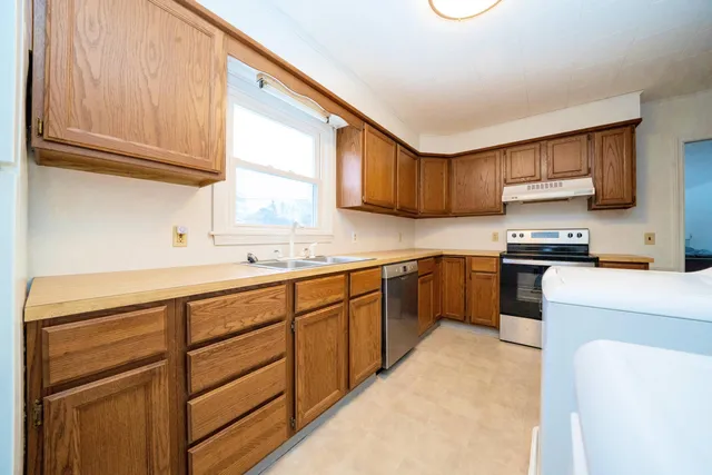 $285,000 | 13 Westbrook Terrace, Hampden, ME 04444