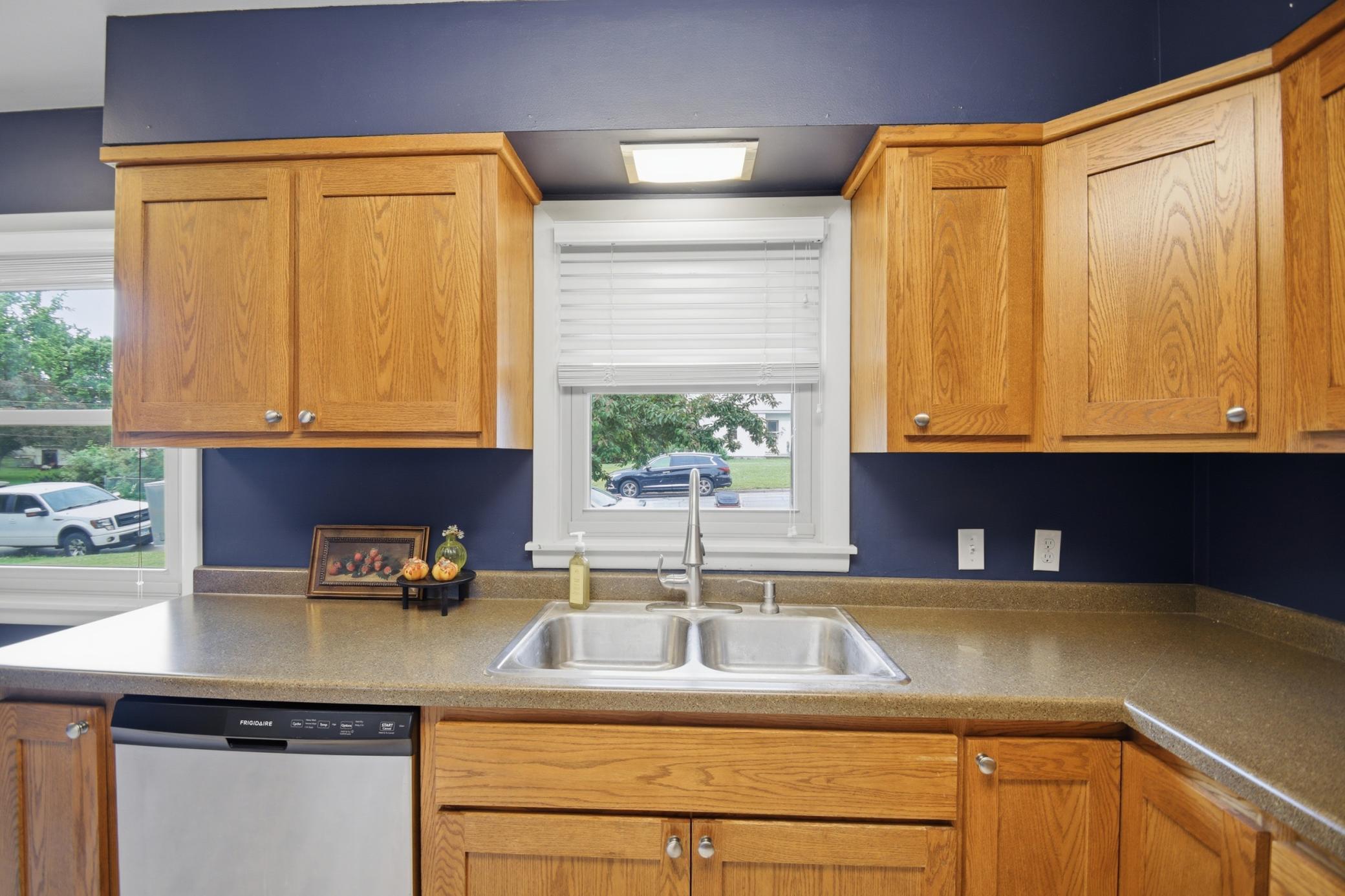 430 5th Street Southwest Plainview, MN 55964 - Photo 15 of 47