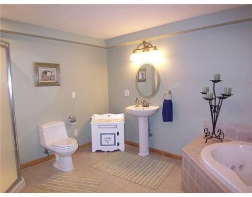 29 Raven Road Cornish, ME 04020 - Photo 21 of 25 Bathroom. In law jacuzzi suite