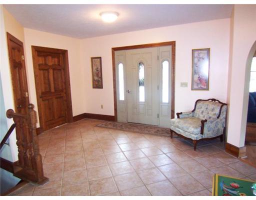29 Raven Road Cornish, ME 04020 - Photo 5 of 25 Lobby/Reception.