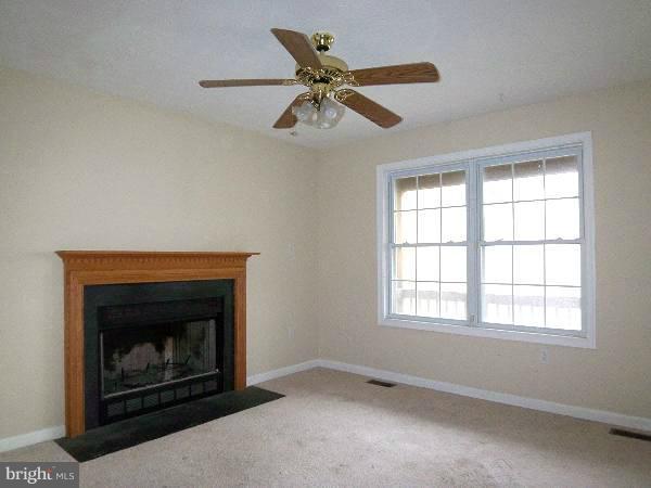 280 Trillium Trail Road Linden, VA 22642 - Photo 11 of 19 Living Room