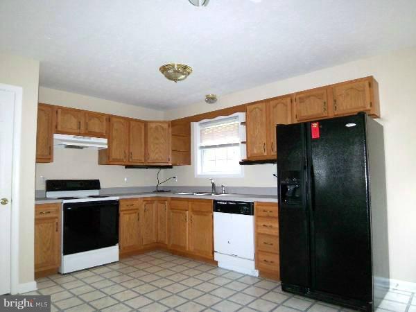 280 Trillium Trail Road Linden, VA 22642 - Photo 3 of 19 Kitchen