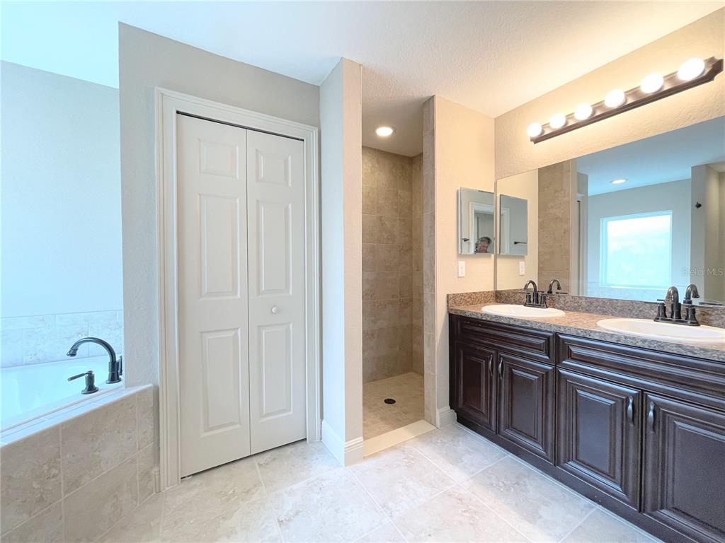 8225 Southwest 135th Street Road Ocala, FL 34473 - Photo 8 of 17 Gallery Image 8