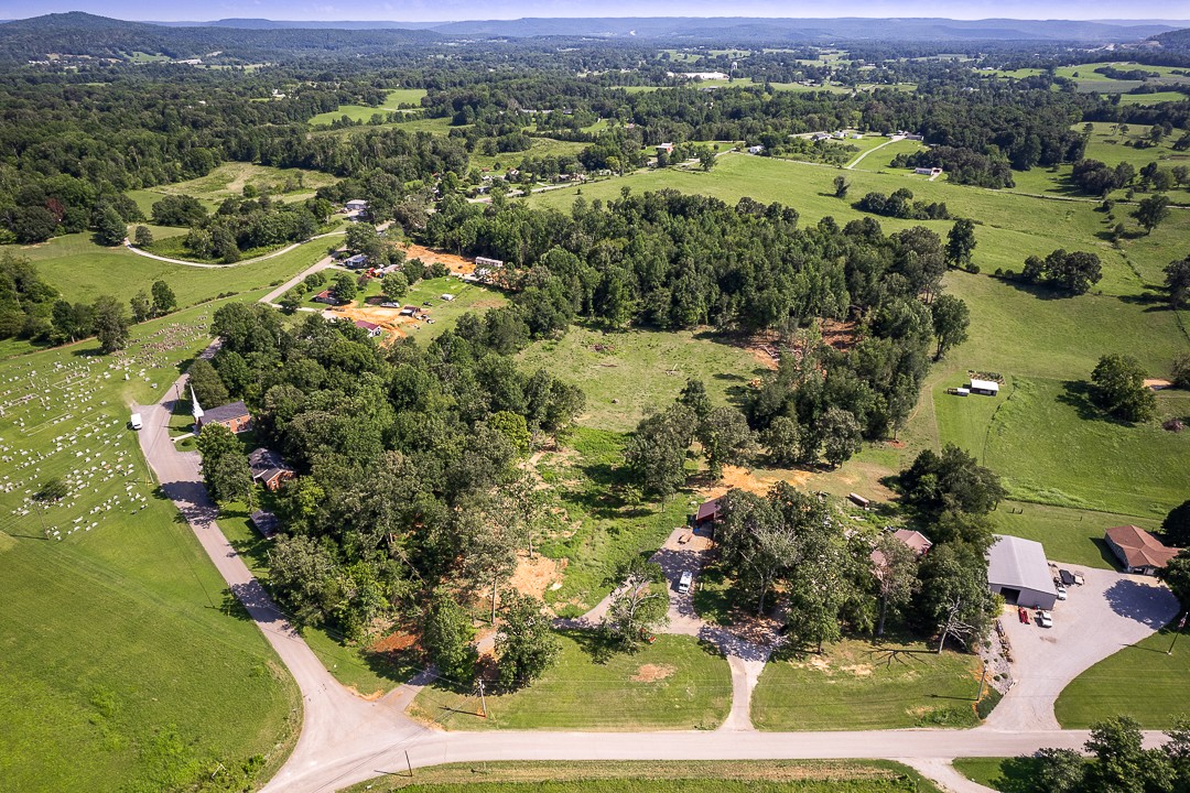 2711 Sullivan Knowles Road Sparta, TN 38583 - Photo 16 of 42 an aerial view of a house with a yard