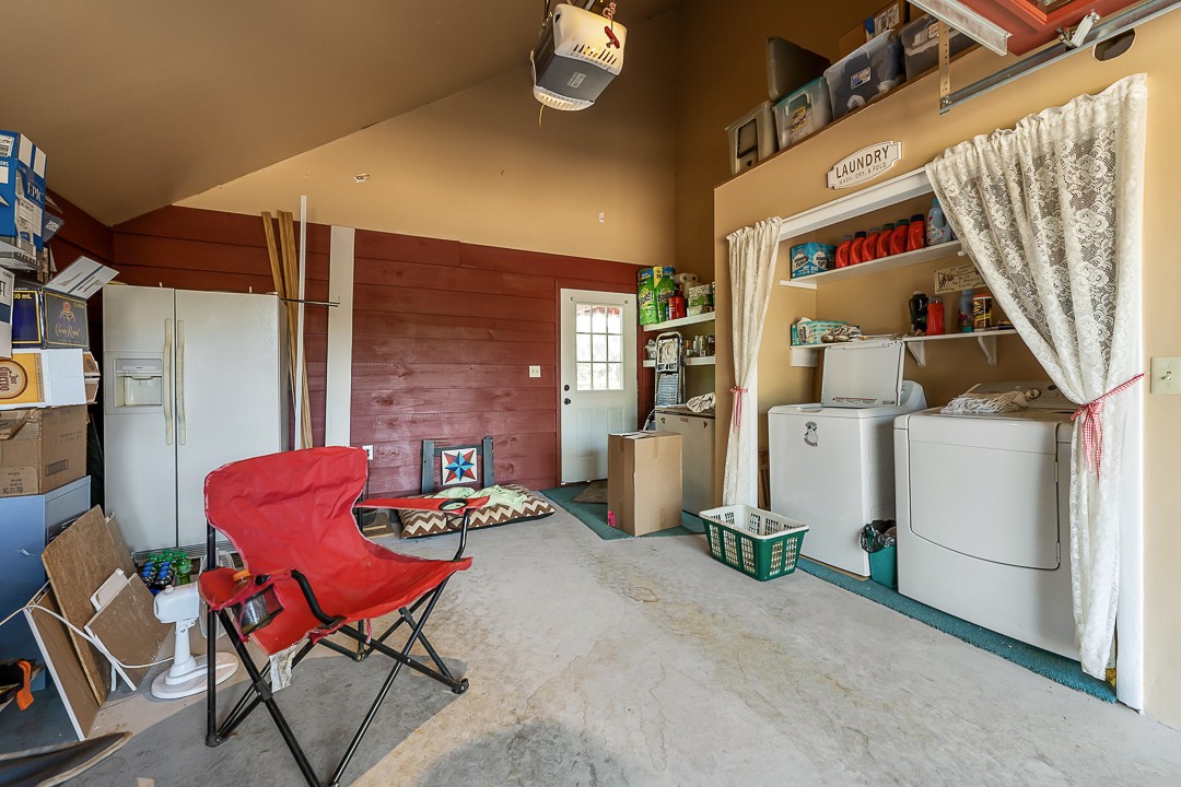 2711 Sullivan Knowles Road Sparta, TN 38583 - Photo 38 of 42 a dining room with furniture and wooden floor