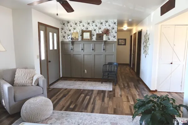 $214,900 | 826 Steam Mill Street, New Harmony, IN 47631