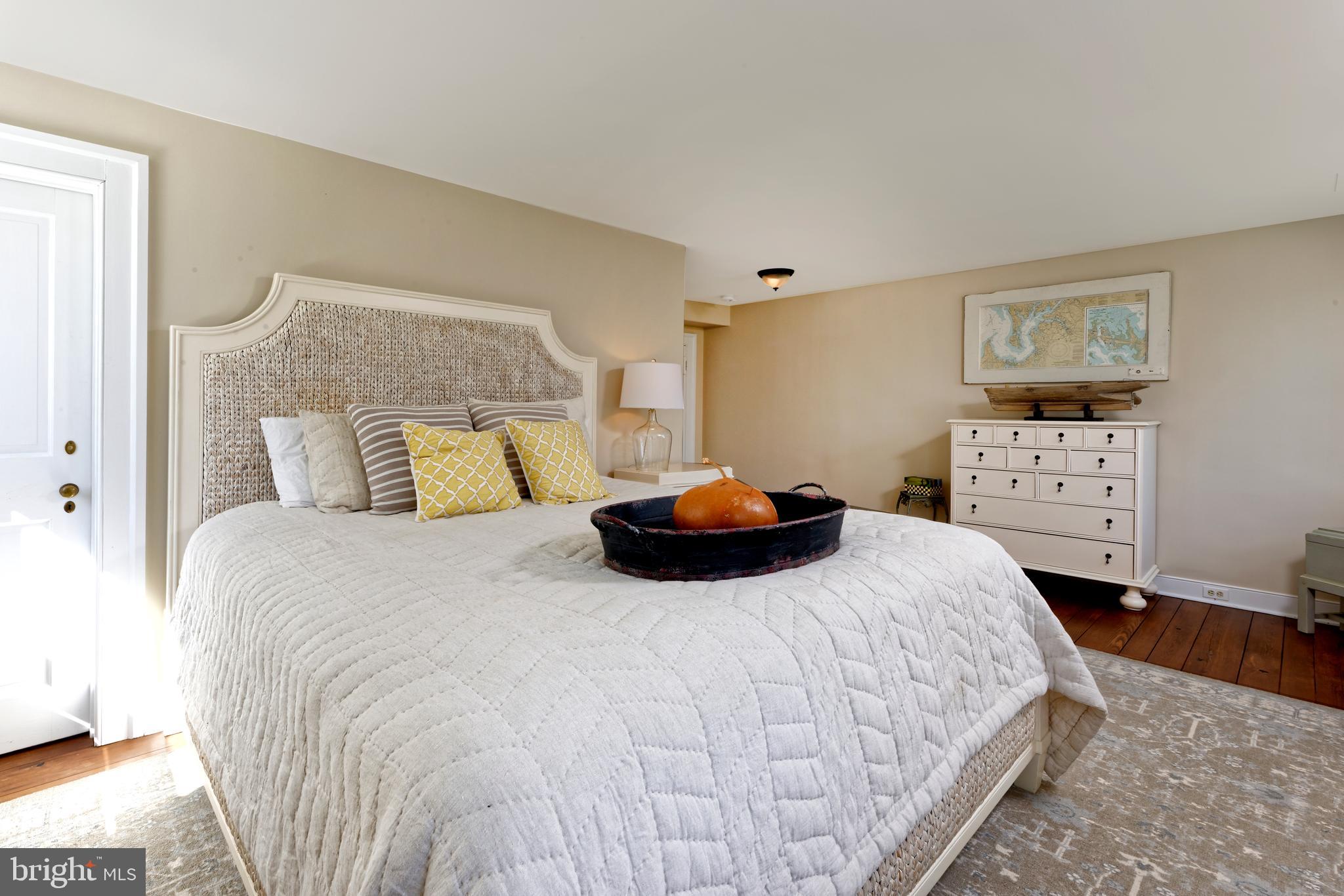 7064 Young Road The Plains, VA 20198 - Photo 41 of 89 a bedroom with a bed and window