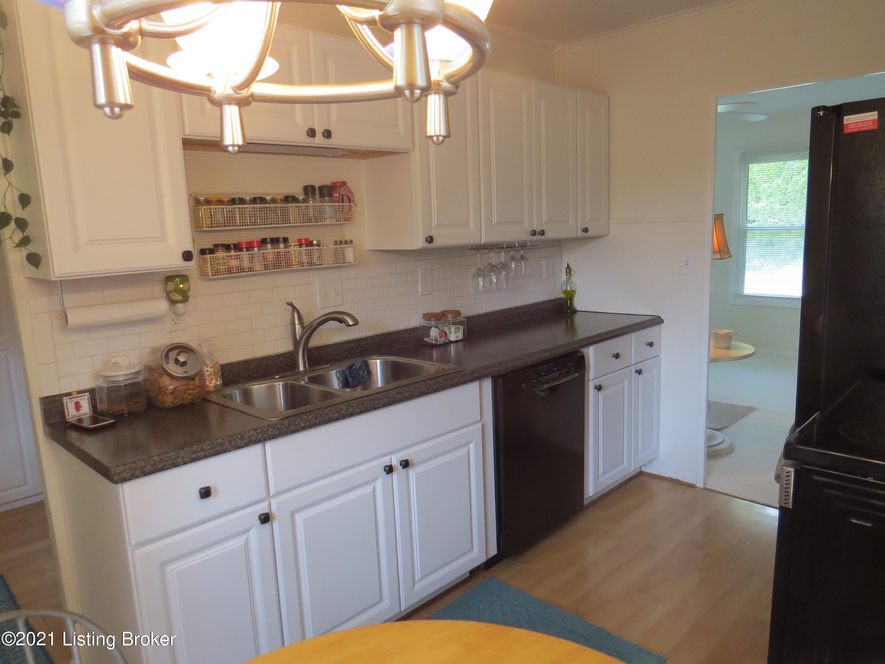 1304 Old Mill Road Louisville, KY 40242 - Photo 20 of 25 19