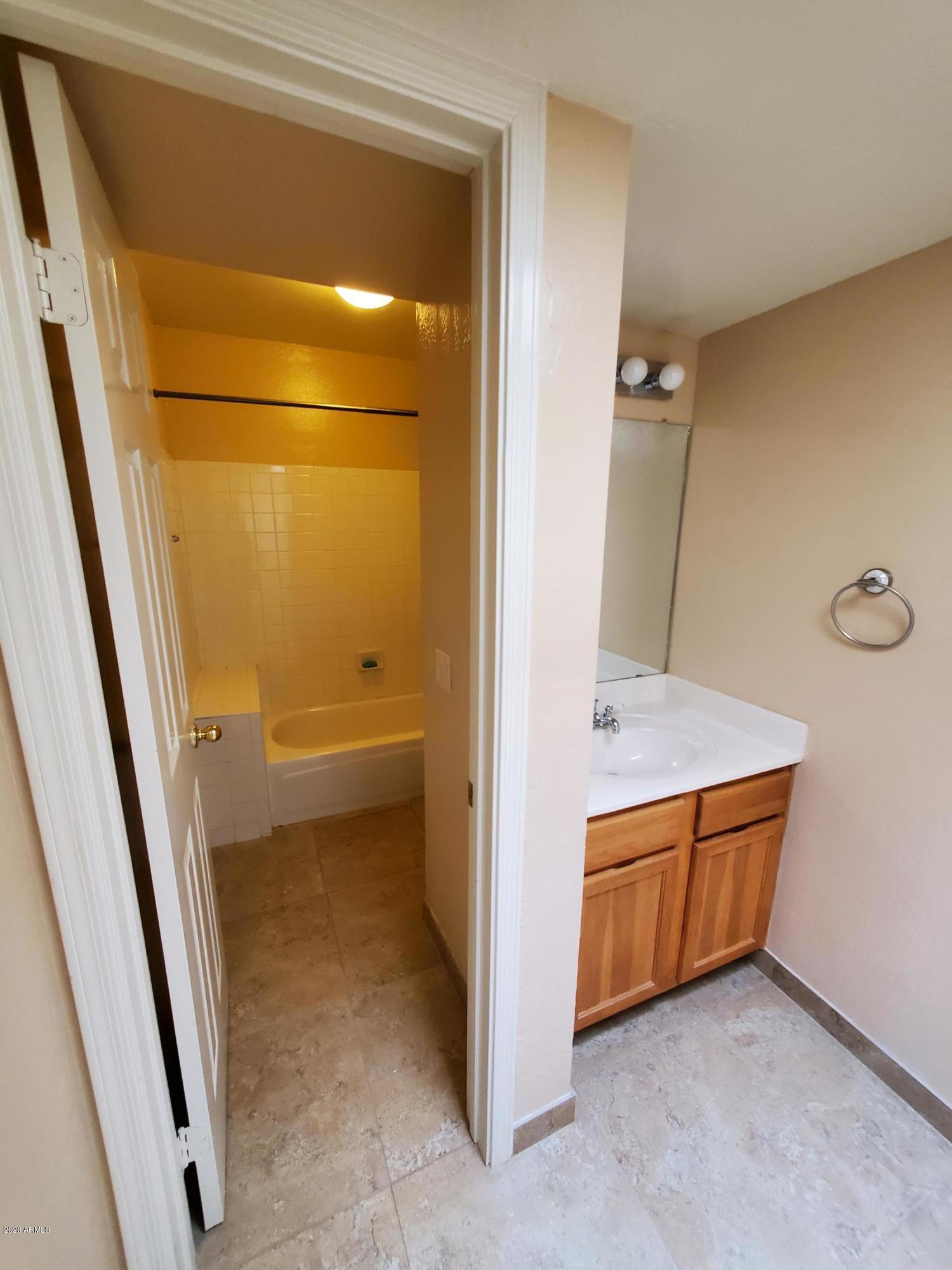 4226 West Calavar Road Phoenix, AZ 85053 - Photo 18 of 18 Upstairs Bath Calavar