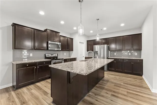 $399,000 | 6021 Harbour Mist Drive, Flowery Branch, GA 30542