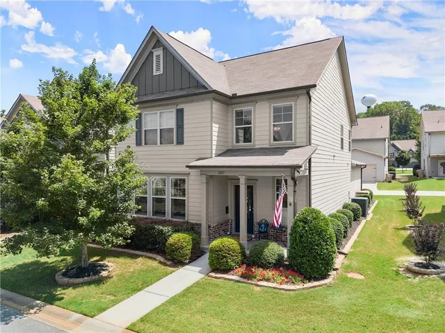 $399,000 | 6021 Harbour Mist Drive, Flowery Branch, GA 30542