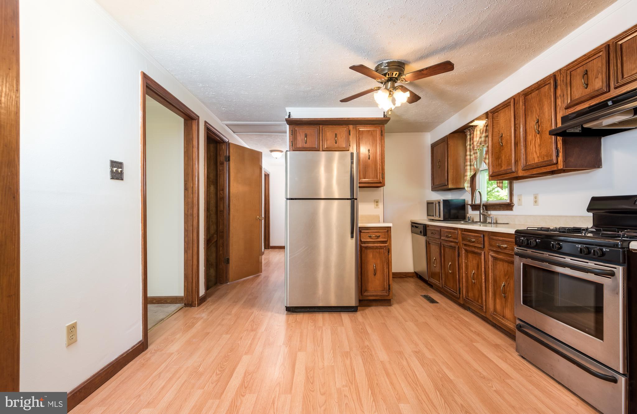 9554 Meetze Road Midland, VA 22728 - Photo 11 of 39 Gallery Image 11