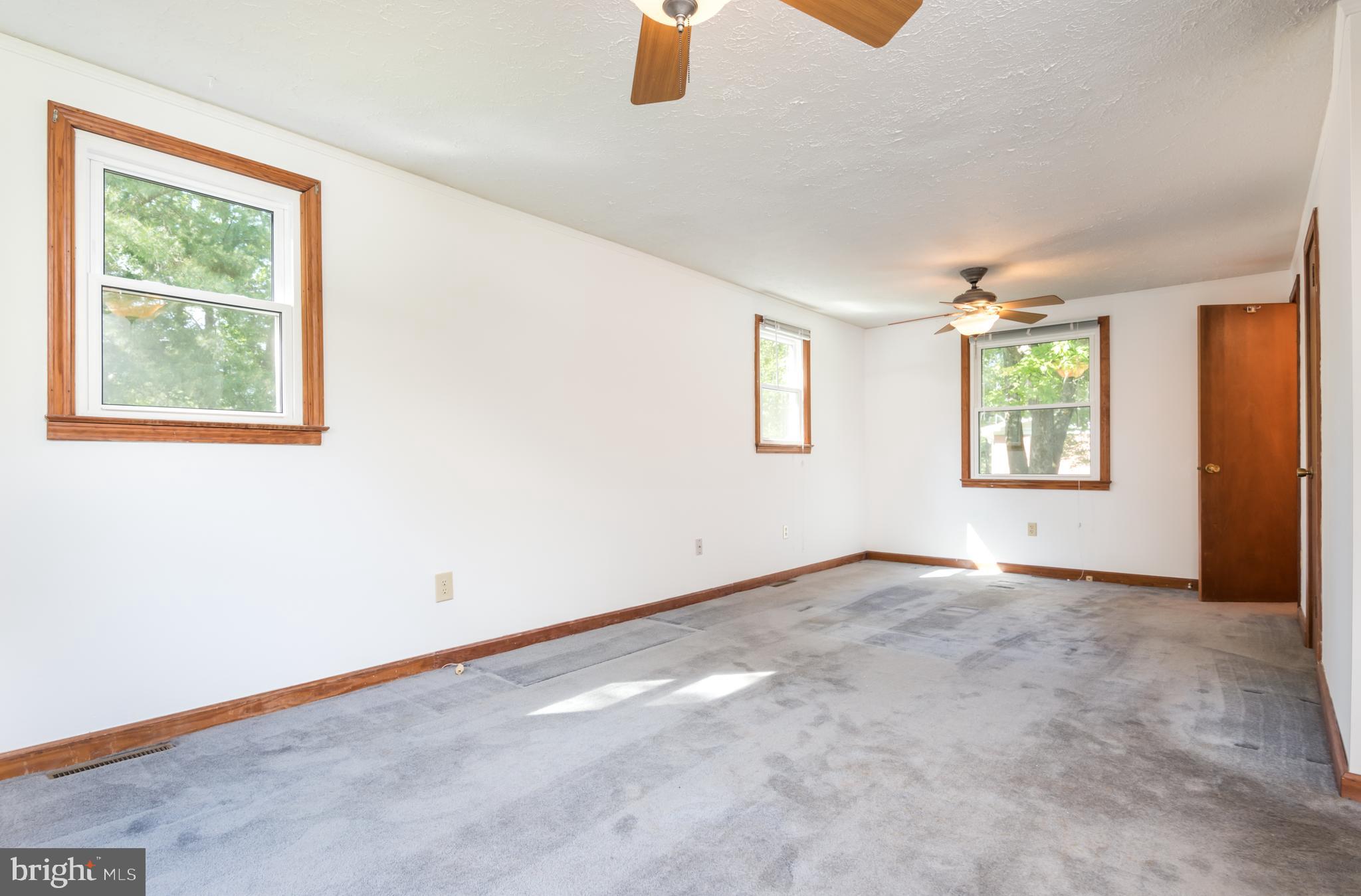 9554 Meetze Road Midland, VA 22728 - Photo 18 of 39 Gallery Image 18