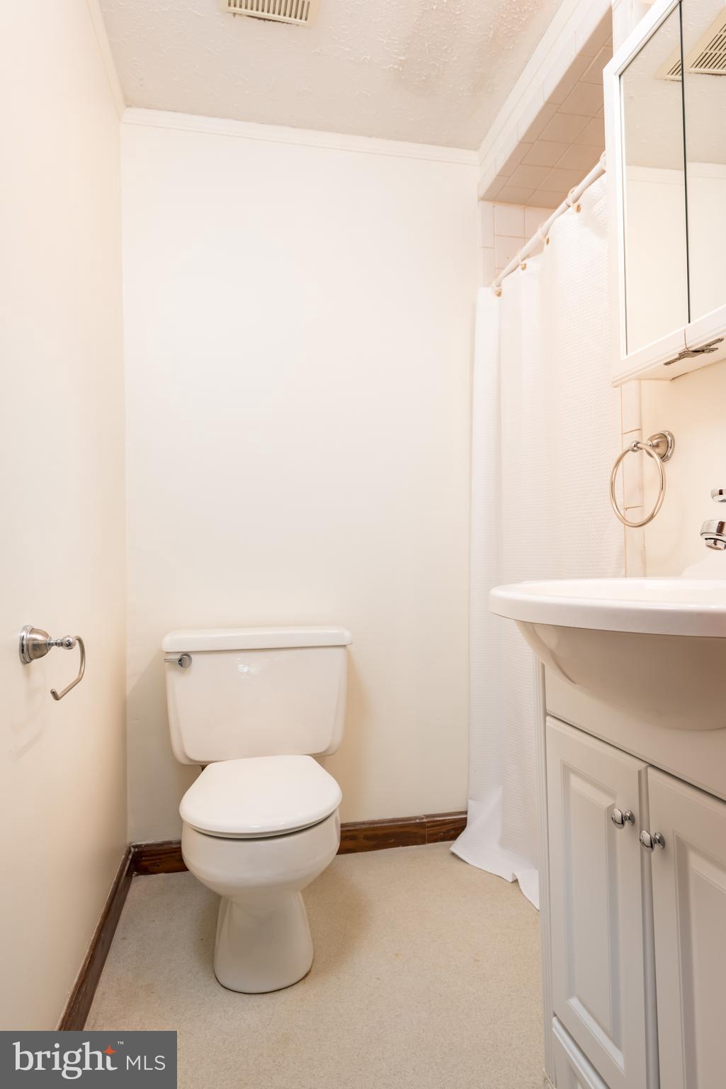 9554 Meetze Road Midland, VA 22728 - Photo 20 of 39 Gallery Image 20