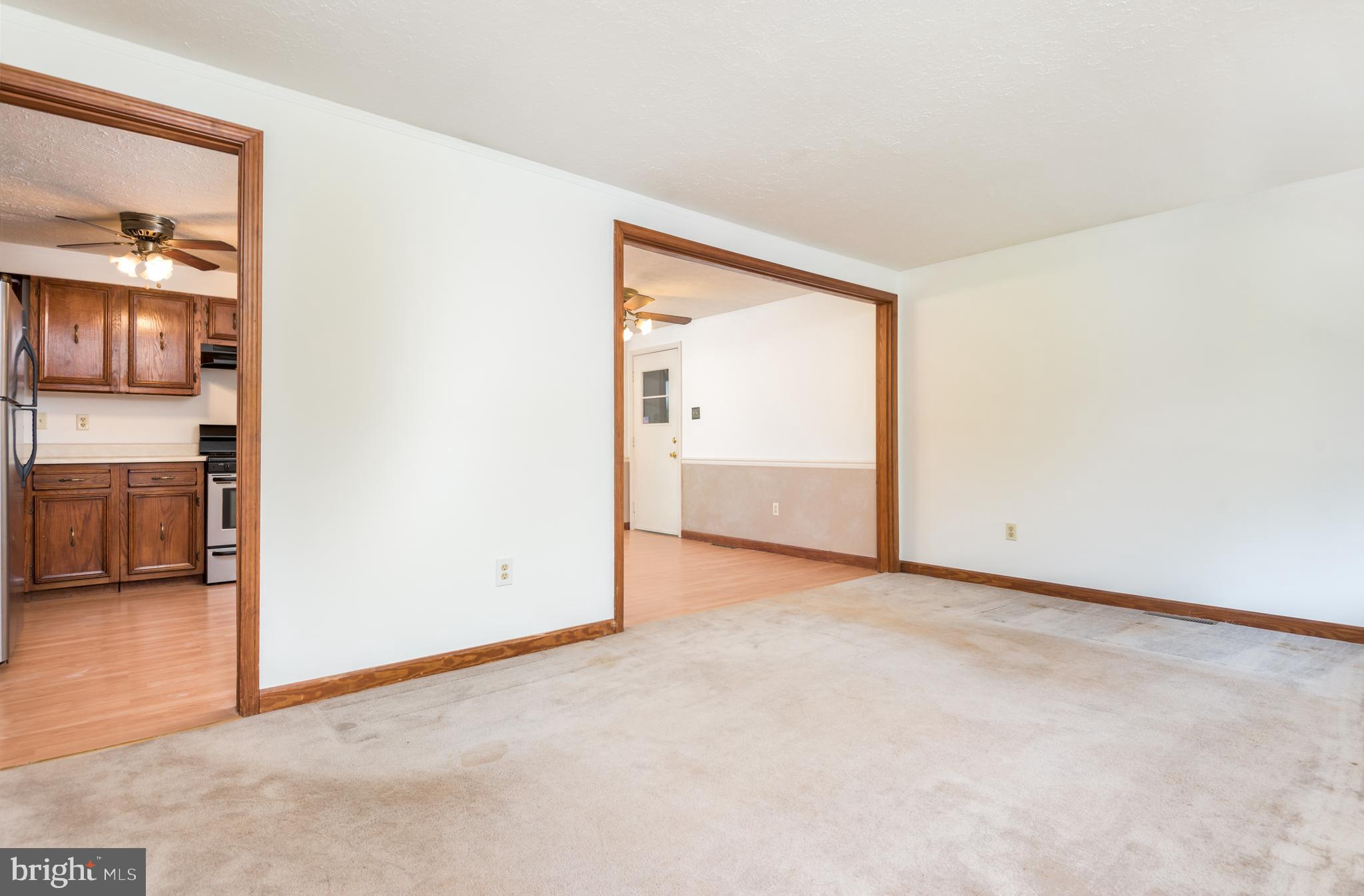 9554 Meetze Road Midland, VA 22728 - Photo 8 of 39 Gallery Image 8