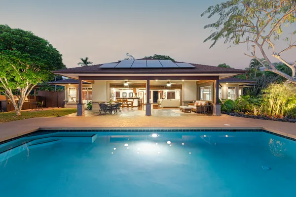 $3,200,000 | 75-6183 Akoa Place, Kailua-Kona, HI 96740