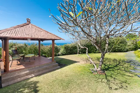 $3,200,000 | 75-6183 Akoa Place, Kailua-Kona, HI 96740