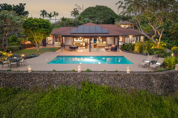 $3,200,000 | 75-6183 Akoa Place, Kailua-Kona, HI 96740