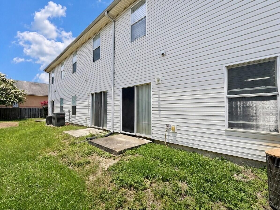 1014 Airport Road, Unit 121 Destin, FL 32541 - Photo 24 of 24 51-exterior_backyard