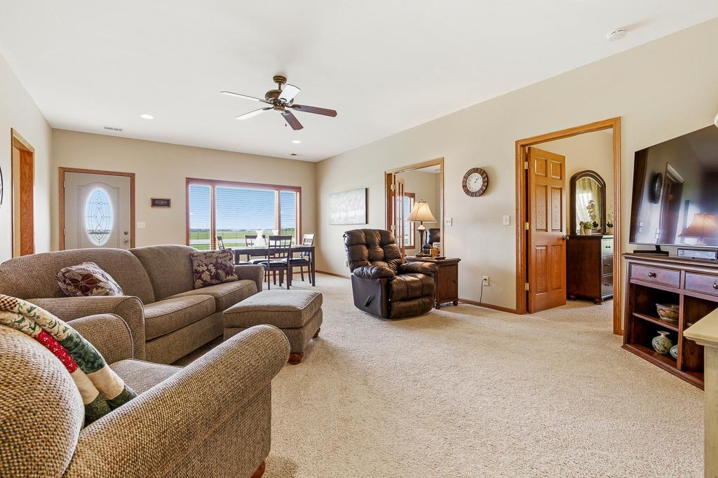 1626 Thunderbird Road Marshall, MN 56258 - Photo 2 of 38