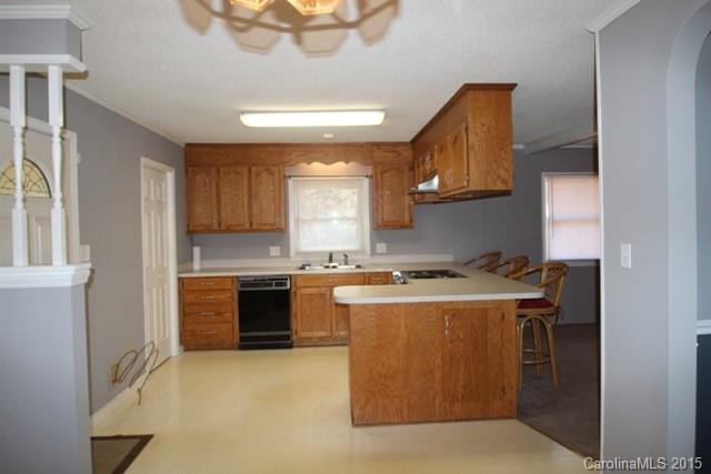 212 South Roxford Road Kings Mountain, NC 28086 - Photo 6 of 23 Gallery Image 6