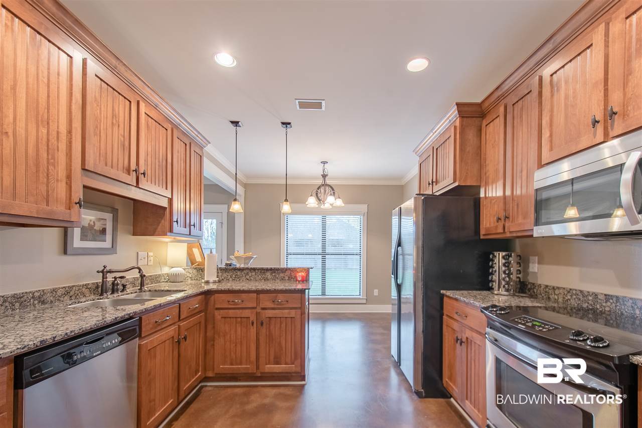 9255 Coles Court Daphne, AL 36526 - Photo 16 of 36