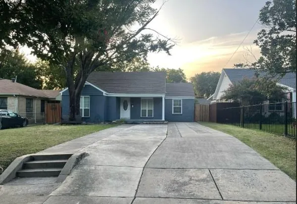 $2,800 | 2515 Roanoke Avenue, Dallas, TX 75235