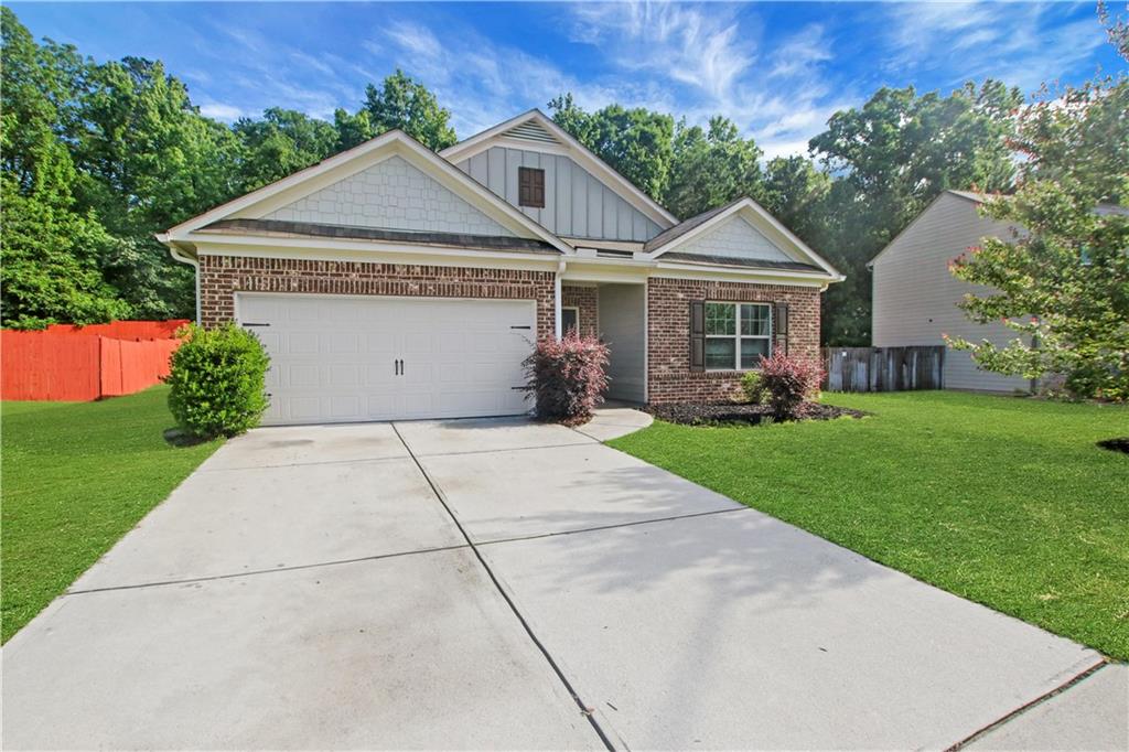 697 Scotland Drive Dallas, GA 30132 - Photo 2 of 37