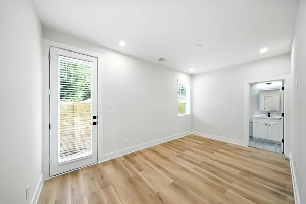 $2,699 | 2304 Hoskins Drive, Unit F, Houston, TX 77080