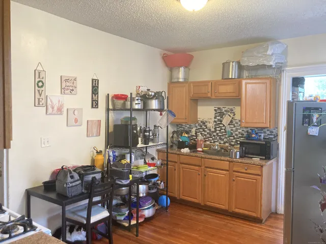 $679,000 | 607 Elm Street, New Haven, CT 06511