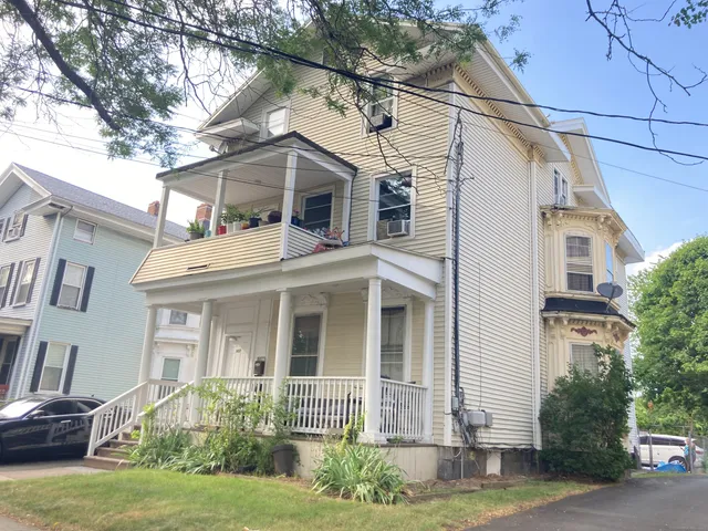 $679,000 | 607 Elm Street, New Haven, CT 06511