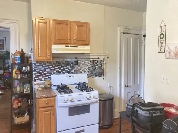 $665,000 | 607 Elm Street, New Haven, CT 06511