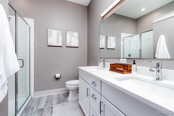 $425,000 | 3433 Texas Avenue, St. Louis, MO 63118
