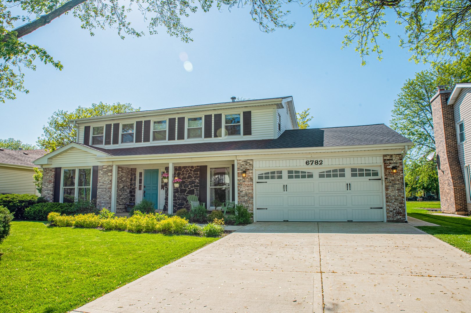 6782 Aspen Road Lisle, IL 60532 - Photo 2 of 24