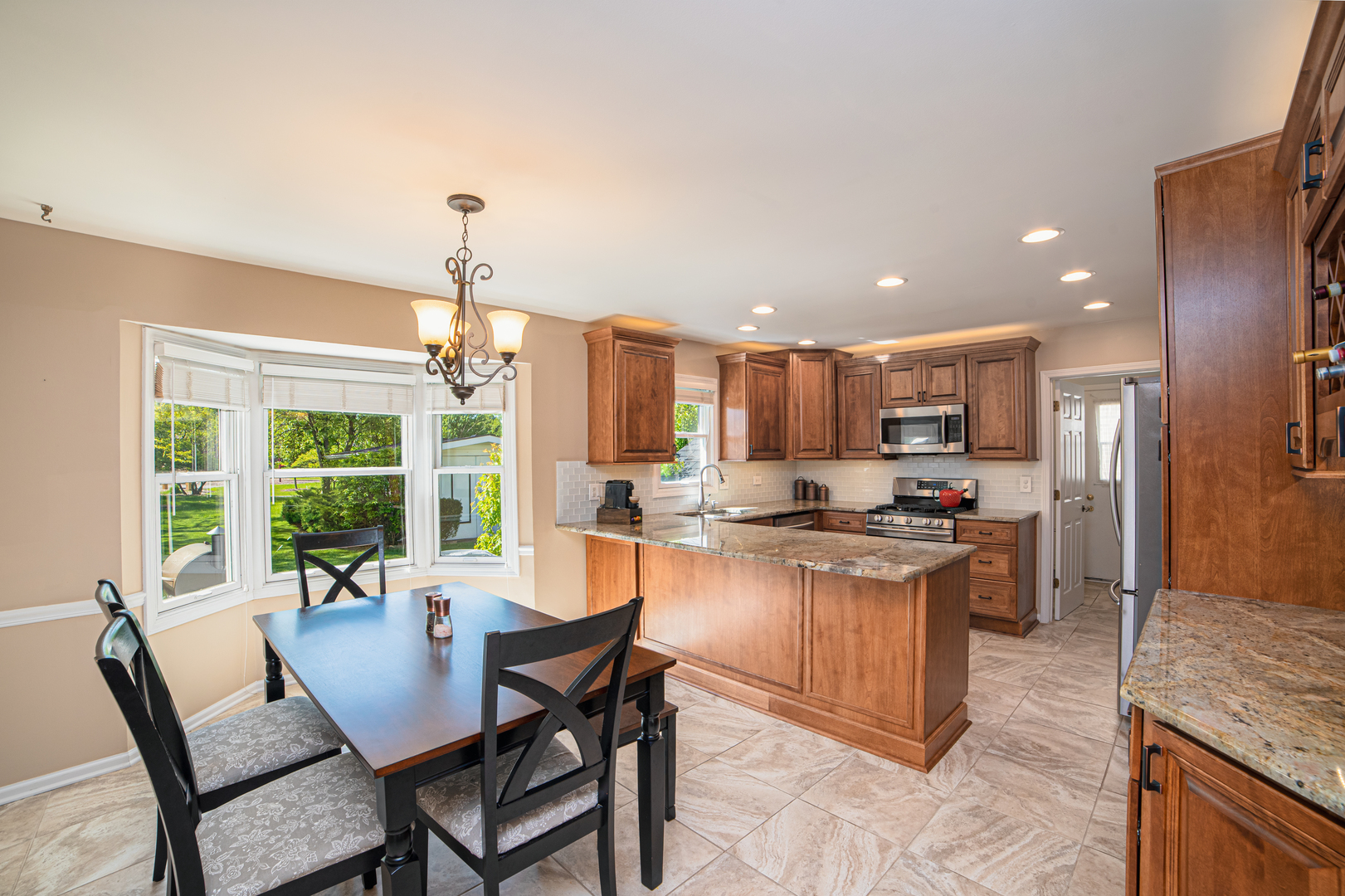 6782 Aspen Road Lisle, IL 60532 - Photo 8 of 24