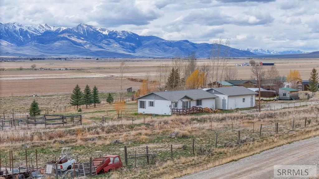 3530 4050 North Moore, ID 83255 - Photo 17 of 40