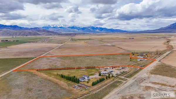 $446,000 | 3530 4050 North, Moore, ID 83255