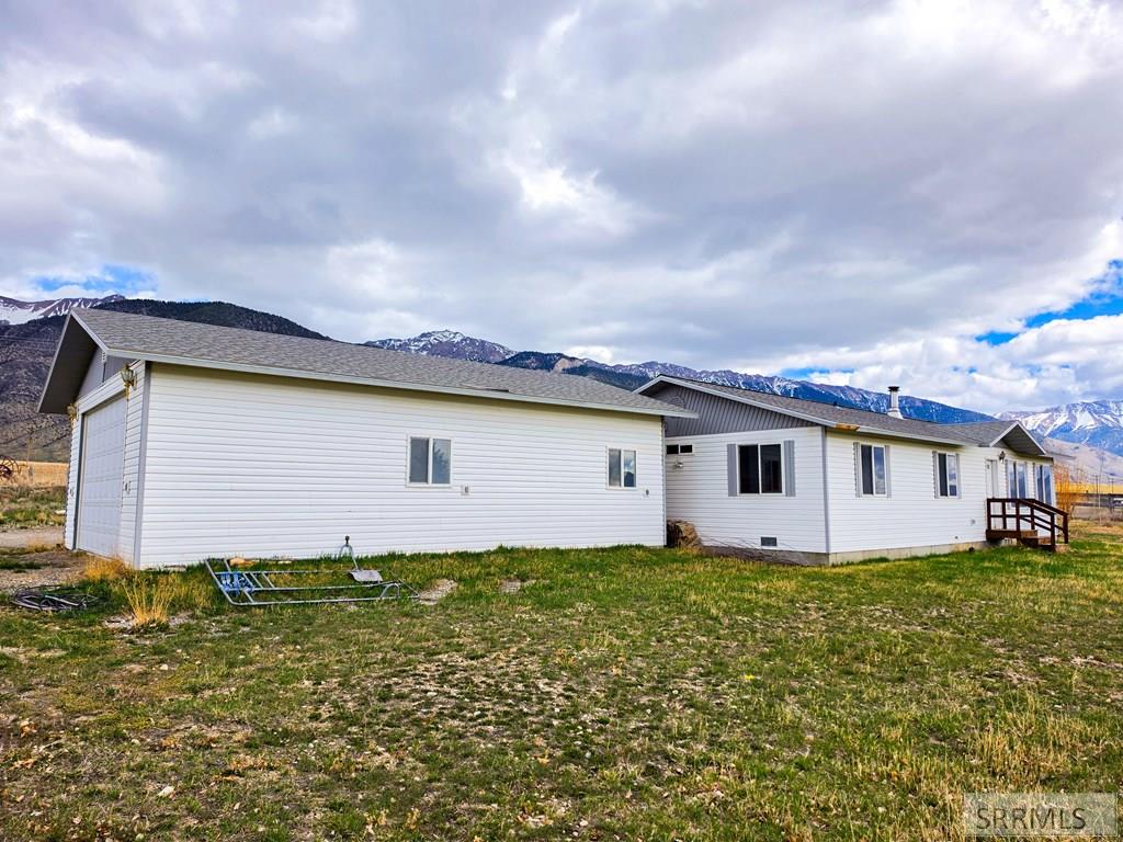 3530 4050 North Moore, ID 83255 - Photo 5 of 40