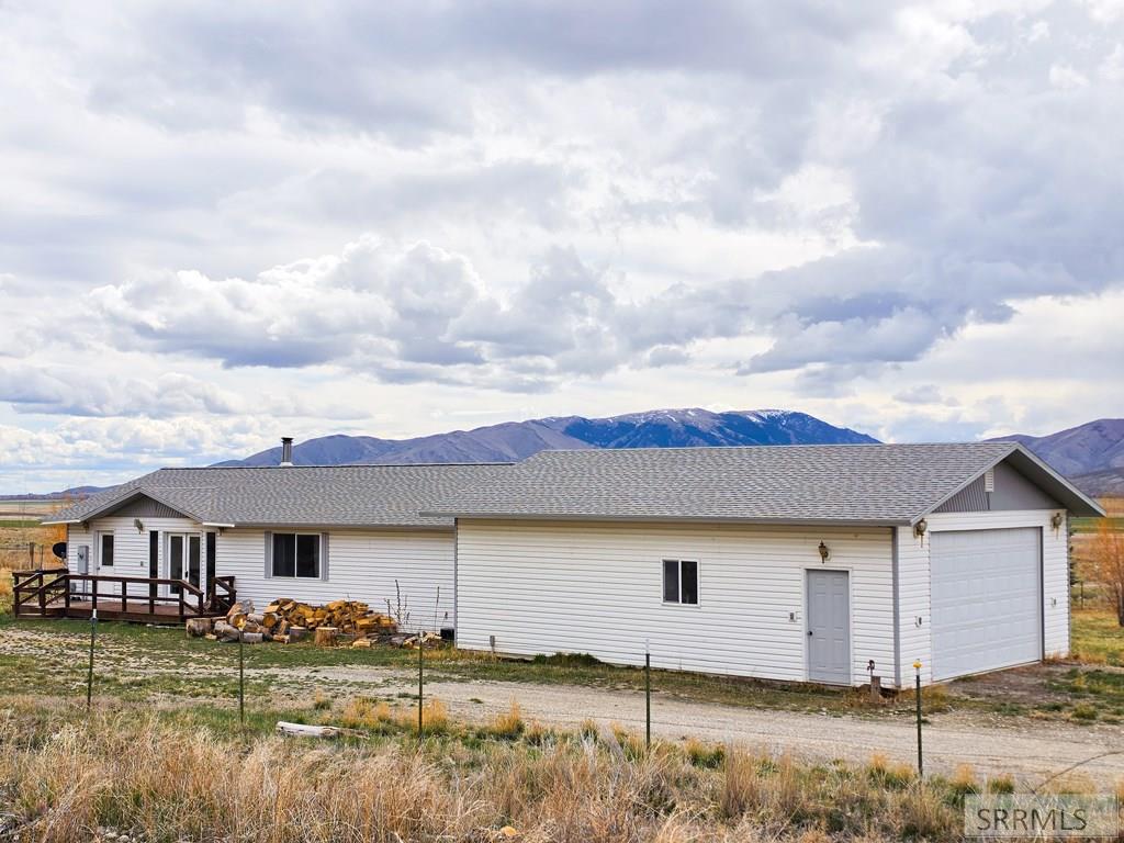 3530 4050 North Moore, ID 83255 - Photo 9 of 40