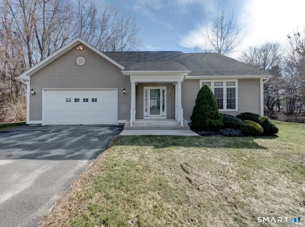 $389,900 | 4 Eleanor St Extension, Unit 4, Vernon, CT 06066