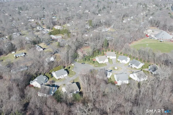 $389,900 | 4 Eleanor St Extension, Unit 4, Vernon, CT 06066