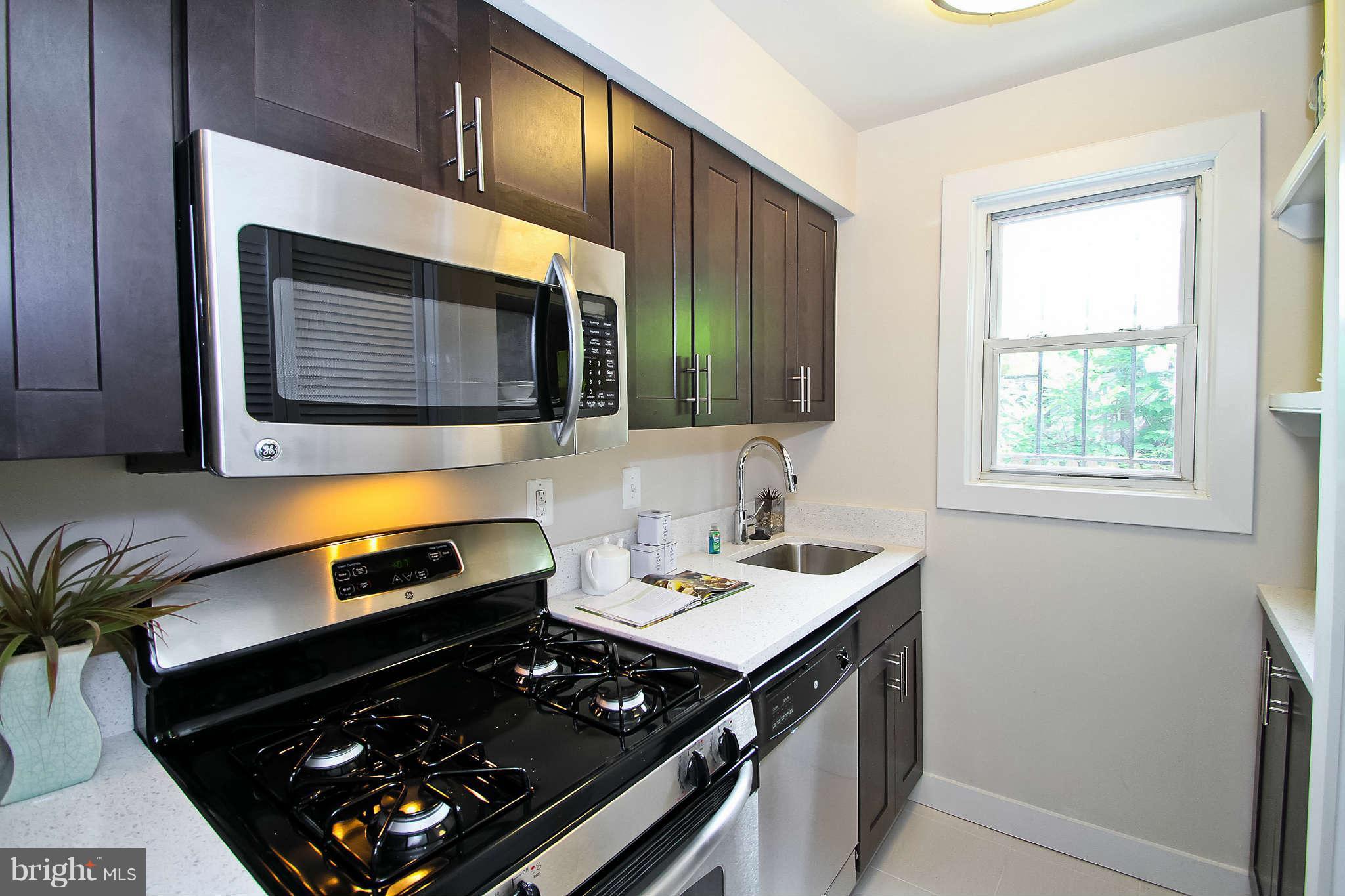 469 Ridge Street Northwest, Unit 6 Washington, DC 20001 - Photo 12 of 28 Kitchen